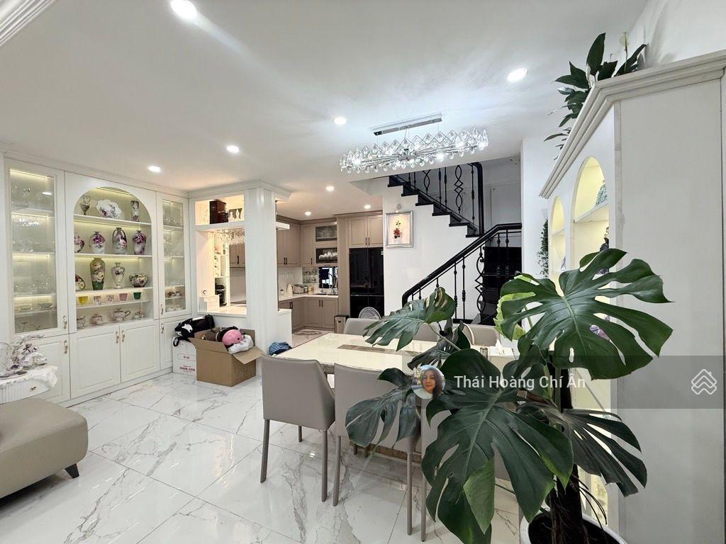 Bán nhà Huỳnh Văn Bánh P13 5m x 20m, DtCN 79m2, giá 22 tỷ