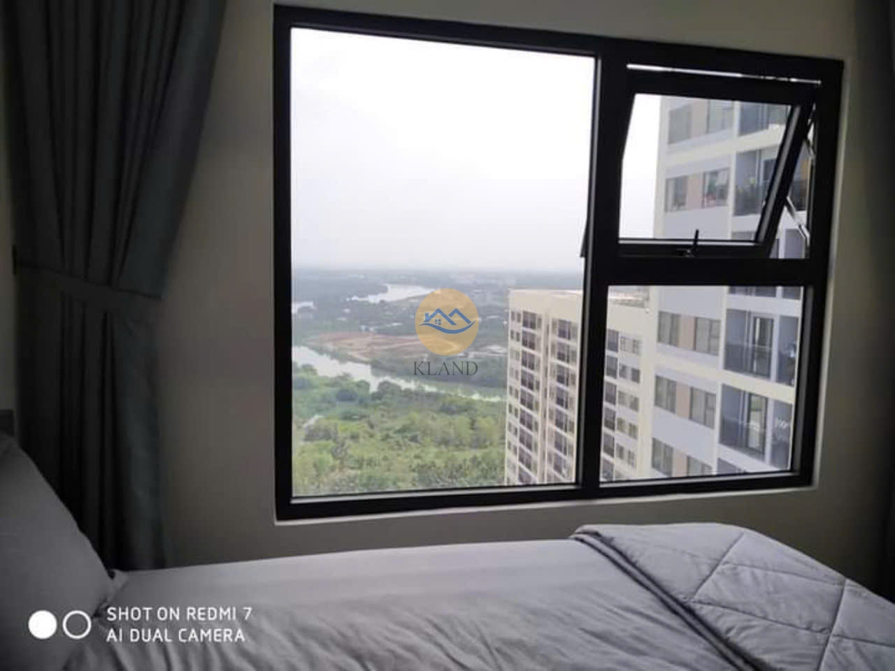 Bán Gấp Căn 3PN Vinhomes Q9 – Có Sẵn Sổ Hồng, Full Nội Thất Sang Xịn, Đang Cho Thuê 10 TR/Tháng.