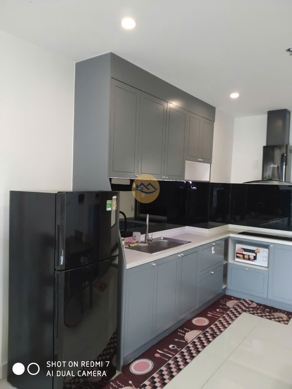 Bán Gấp Căn 3PN Vinhomes Q9 – Có Sẵn Sổ Hồng, Full Nội Thất Sang Xịn, Đang Cho Thuê 10 TR/Tháng.