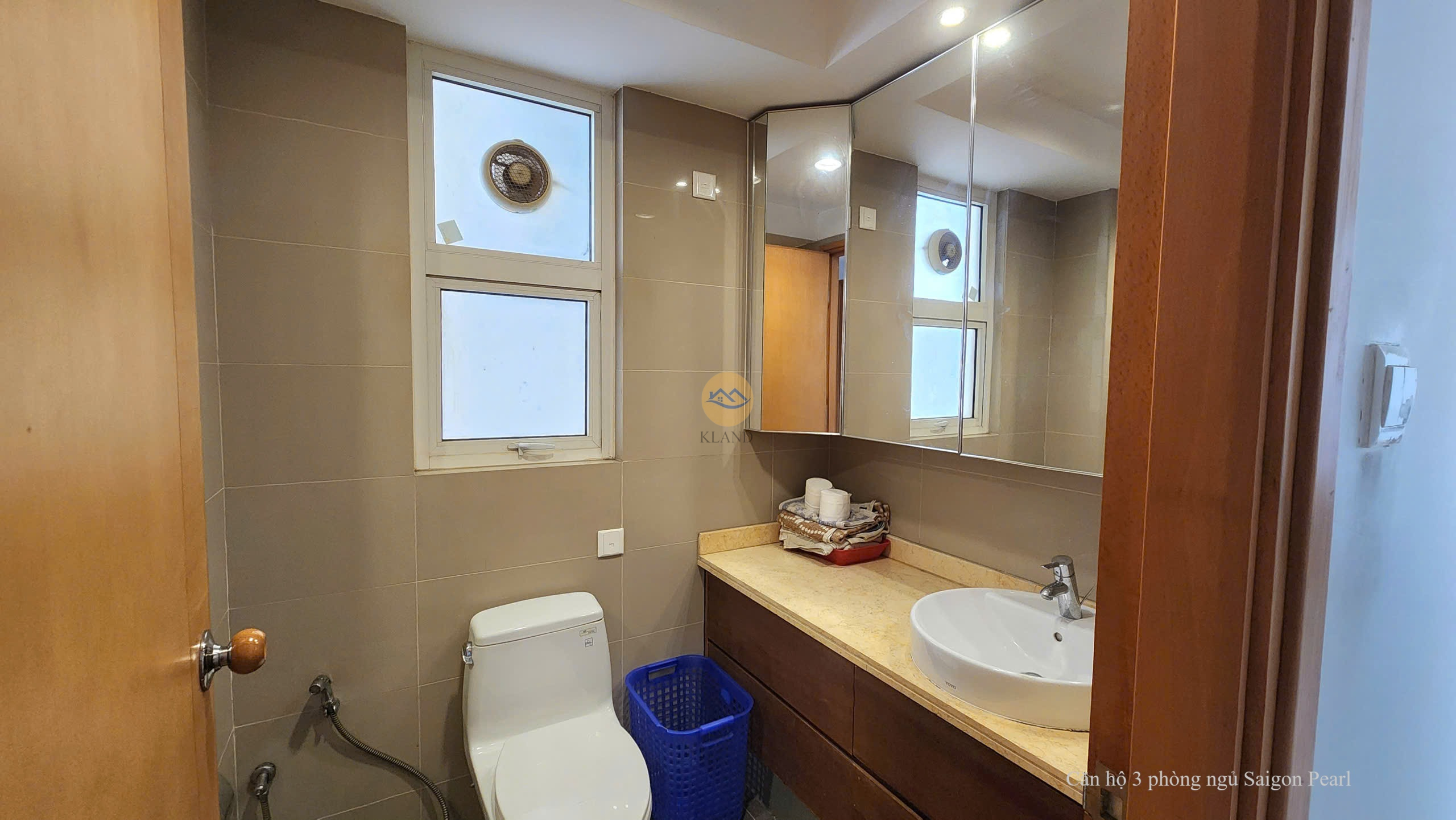 Cho Thuê Căn Hộ 3 Phòng Ngủ Saigon Pearl, Full Nội Thất View Sông Mát Mẻ – 30 Triệu/Tháng