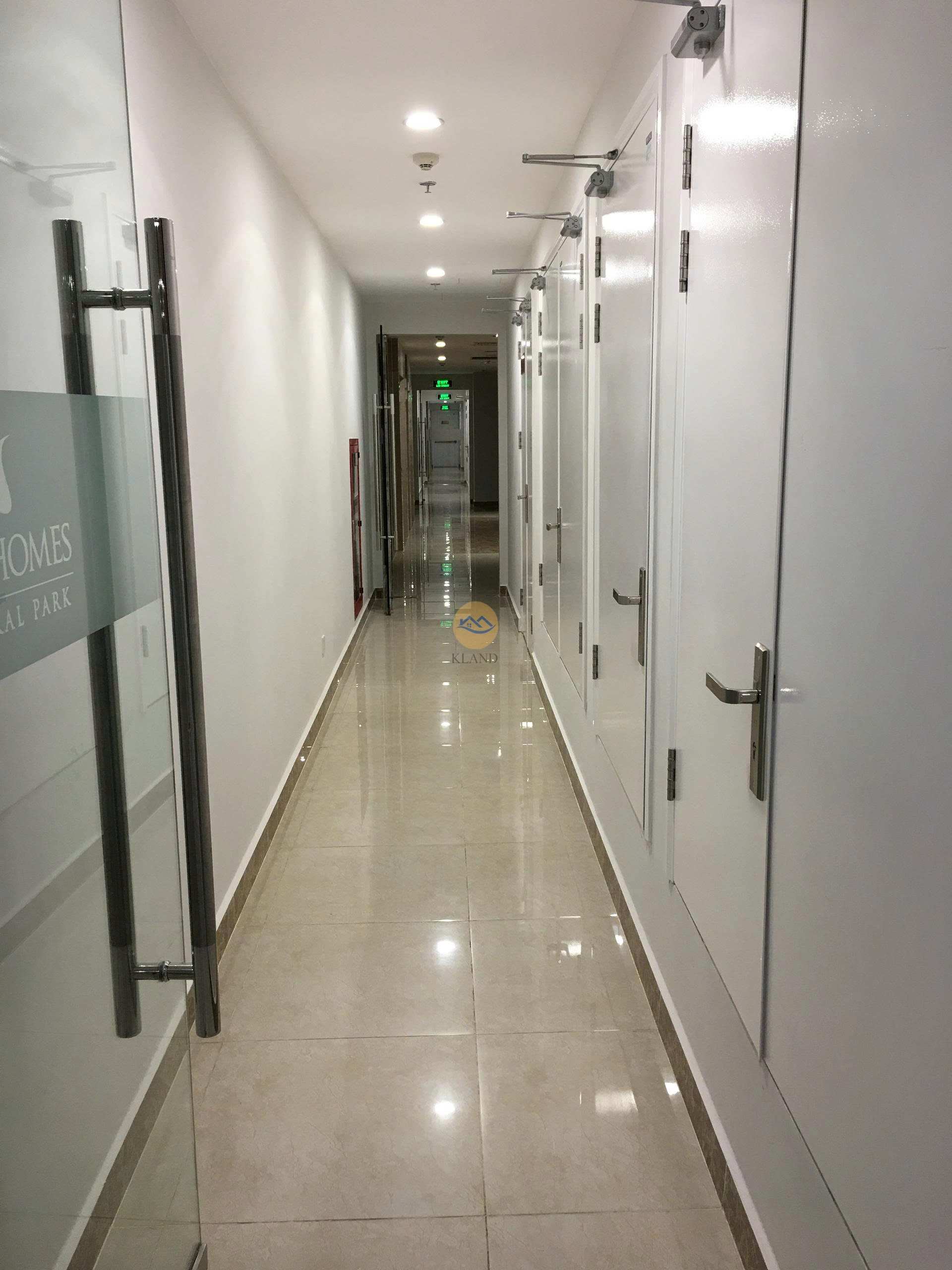 Bán Căn Hộ 1 Phòng Ngủ Vinhomes Central Park Giá 7.8 Tỷ – Full Nội Thất, View Thành Phố