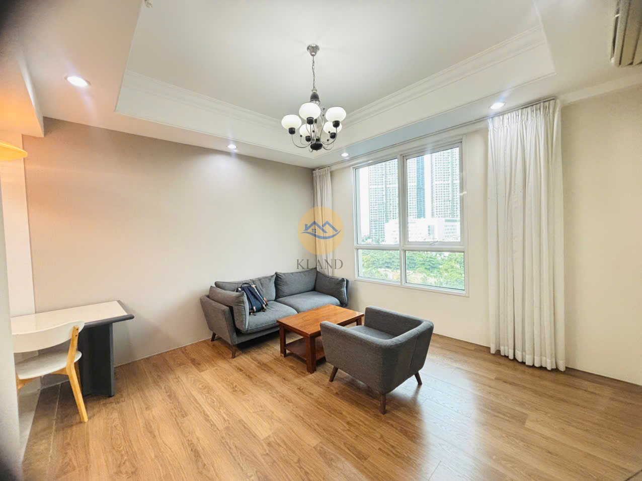 cho thuê căn hộ 2 phòng ngủ The Manor 2 Nguyễn Hữu Cảnh, vào ở ngay, giá 20 triệu/tháng