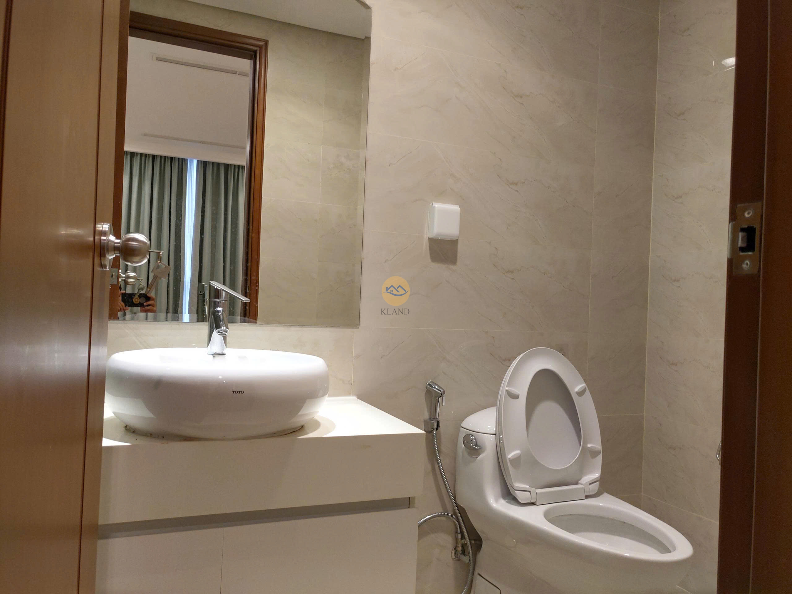 Thuê Căn Hộ 3 Phòng Ngũ Vinhomes Central Park View Hồ Bơi Nội Khu Sống Chuẩn Resort